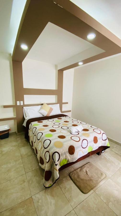 Hotel Caudillos Inn Emiliano Zapata  Екстер'єр фото
