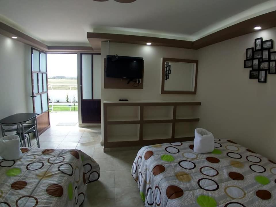 Hotel Caudillos Inn Emiliano Zapata  Екстер'єр фото